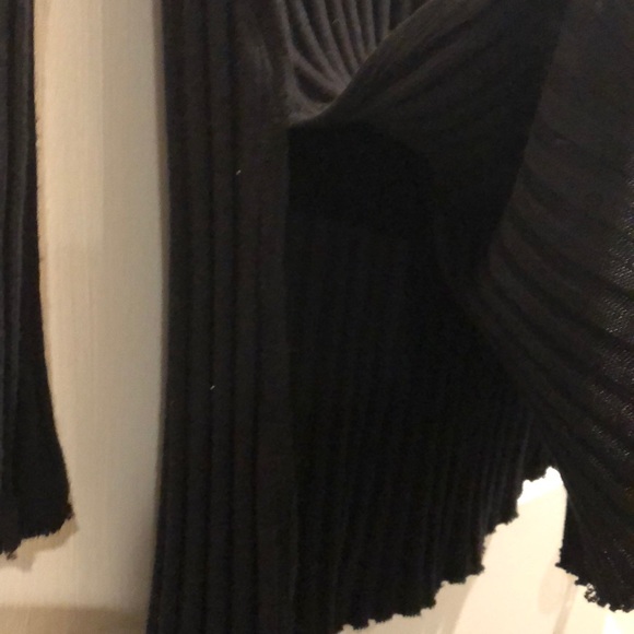 WE THE FREE v-neck XS - Picture 3 of 4